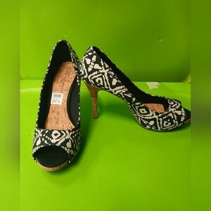 Black & White 3" Christian Siriano High Heels